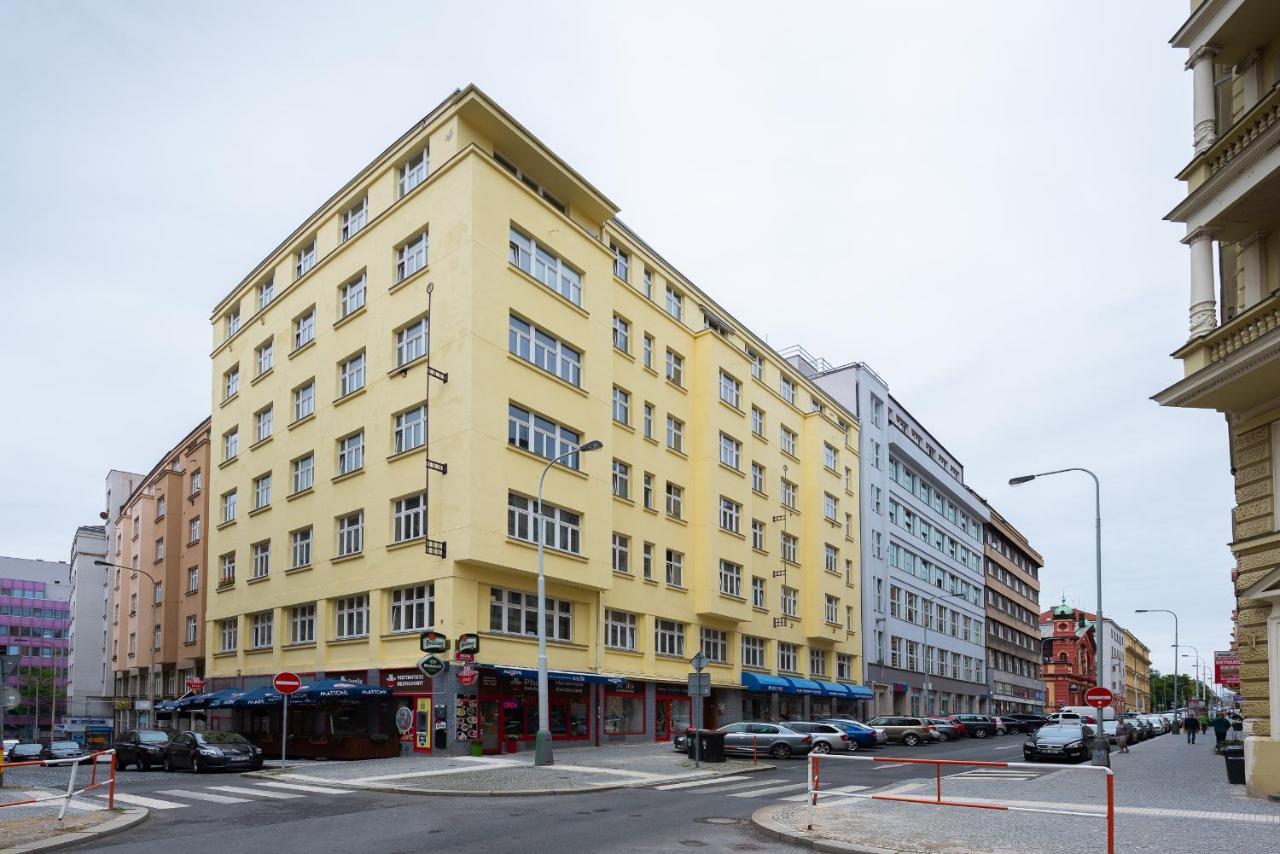 City Slezská Appartamento Praga